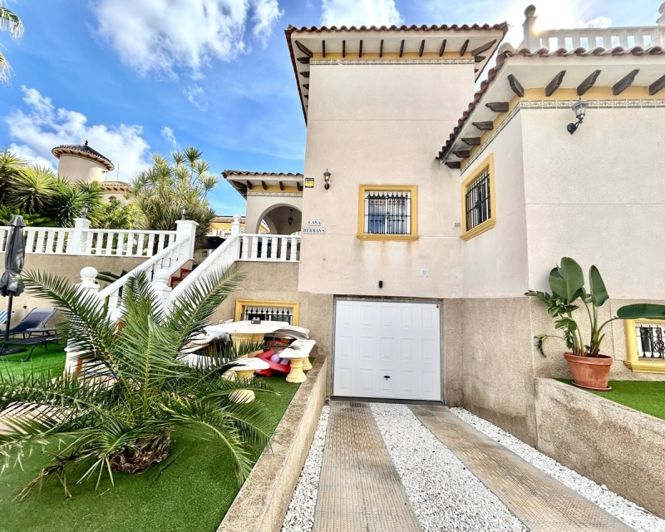 Image No.5-4 Bed Villa for sale