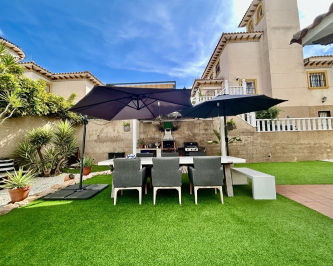 Image No.7-4 Bed Villa for sale