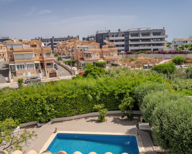 Image No.37-3 Bed Villa for sale
