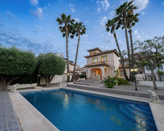 Image No.45-3 Bed Villa for sale