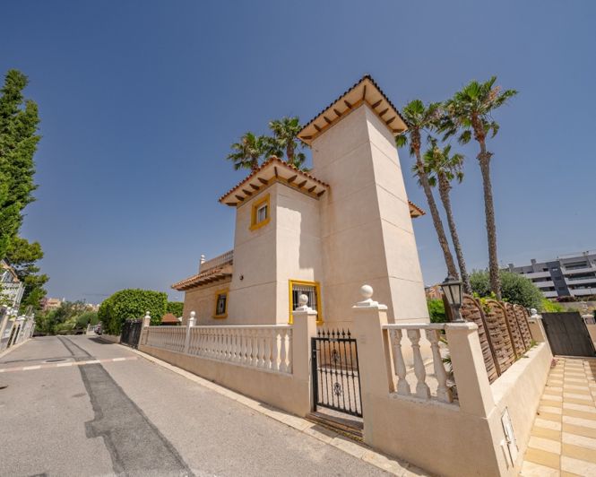 Image No.49-3 Bed Villa for sale