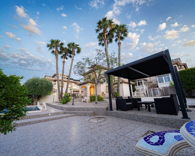 Image No.7-3 Bed Villa for sale