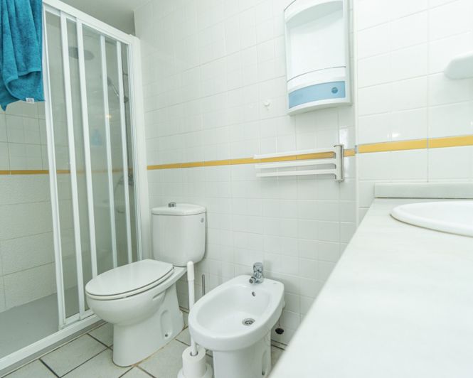 Image No.12-2 Bed Apartment for sale