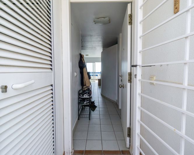 Image No.20-2 Bed Apartment for sale