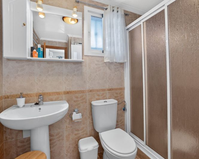Image No.23-2 Bed Apartment for sale