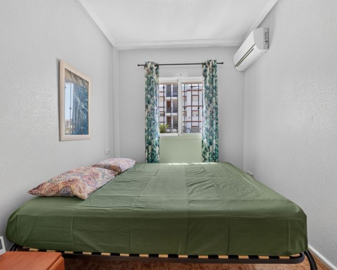 Image No.24-2 Bed Apartment for sale