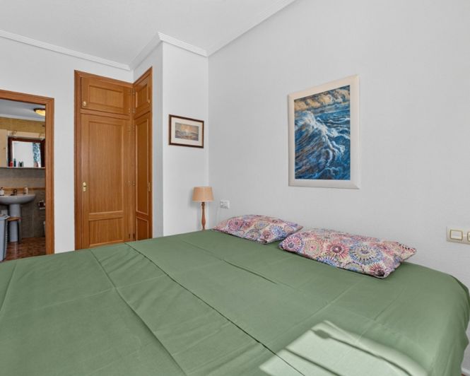 Image No.25-2 Bed Apartment for sale
