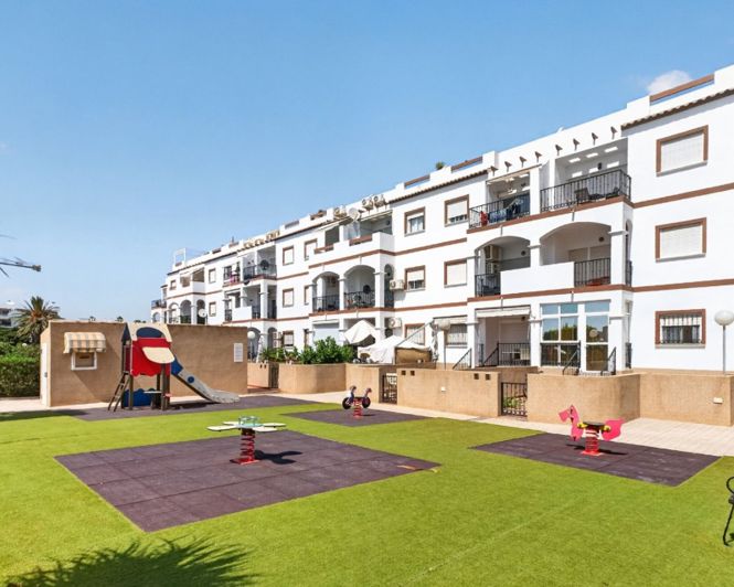 Image No.29-2 Bed Apartment for sale