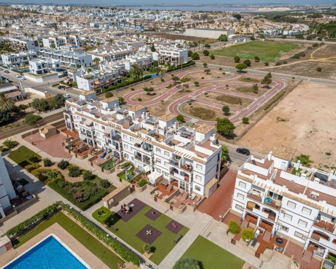 Image No.36-2 Bed Apartment for sale