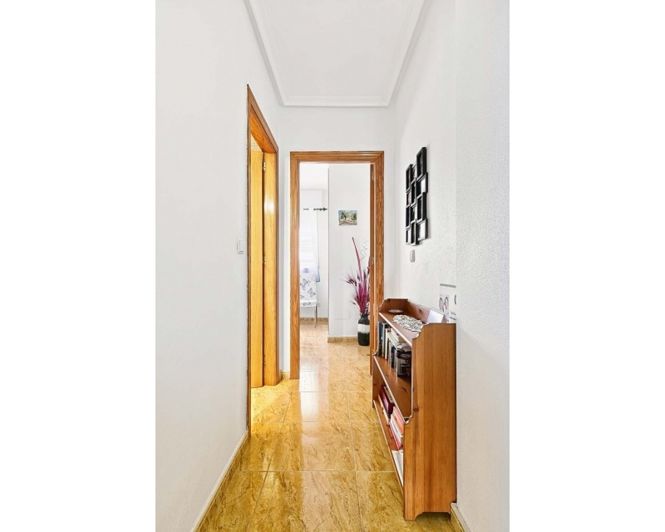 Image No.21-3 Bed Townhouse for sale
