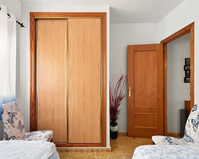 Image No.27-3 Bed Townhouse for sale