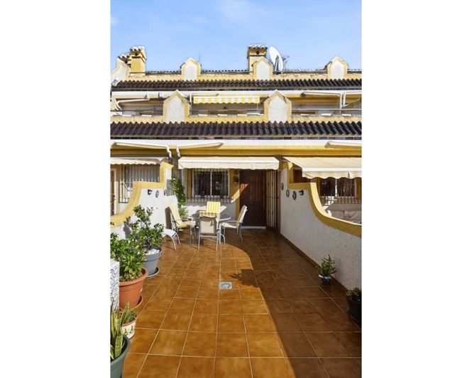 Image No.37-3 Bed Townhouse for sale