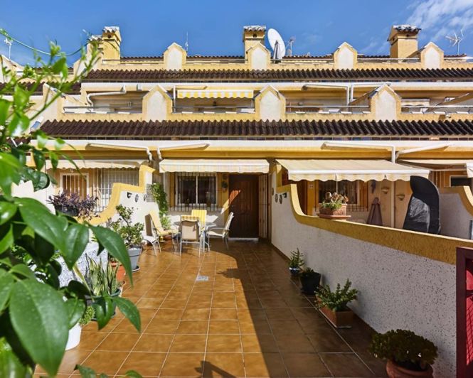 Image No.38-3 Bed Townhouse for sale