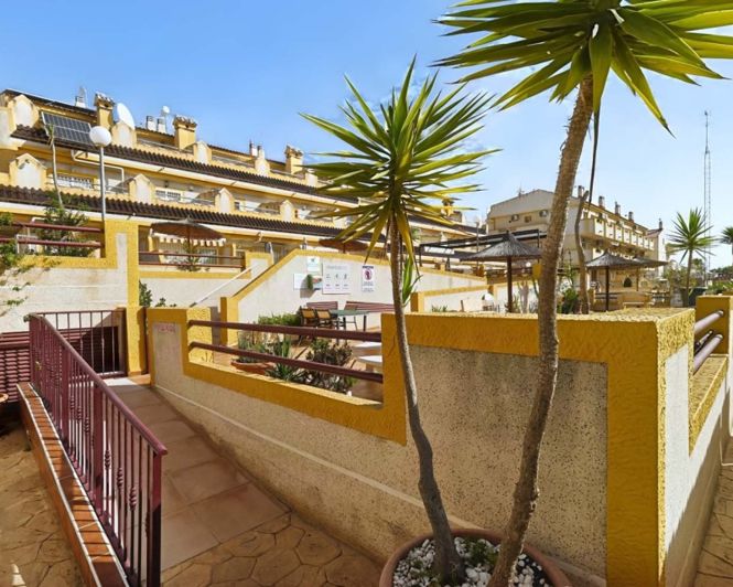 Image No.41-3 Bed Townhouse for sale