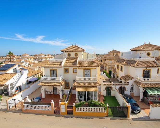 Image No.27-2 Bed Villa for sale