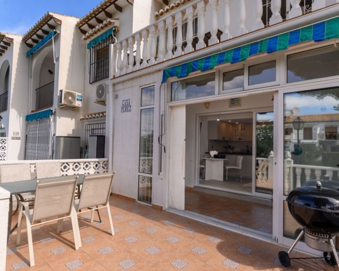 Image No.2-2 Bed Townhouse for sale