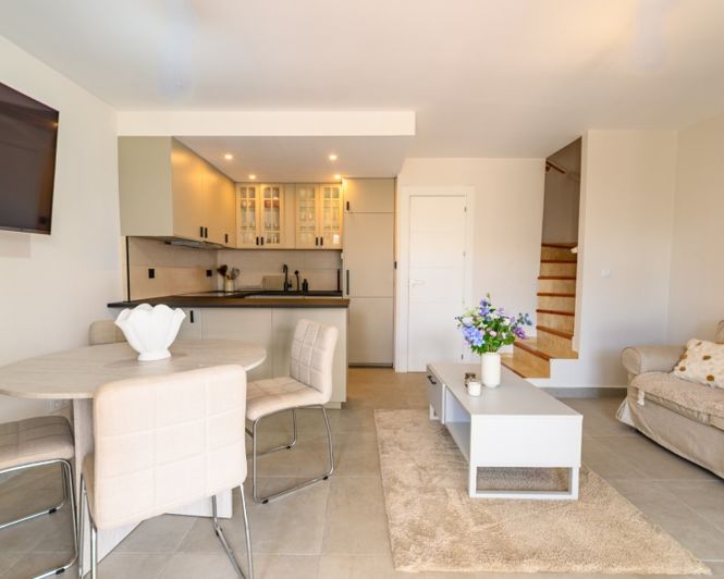 Image No.3-2 Bed Townhouse for sale