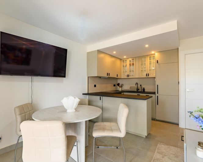 Image No.4-2 Bed Townhouse for sale