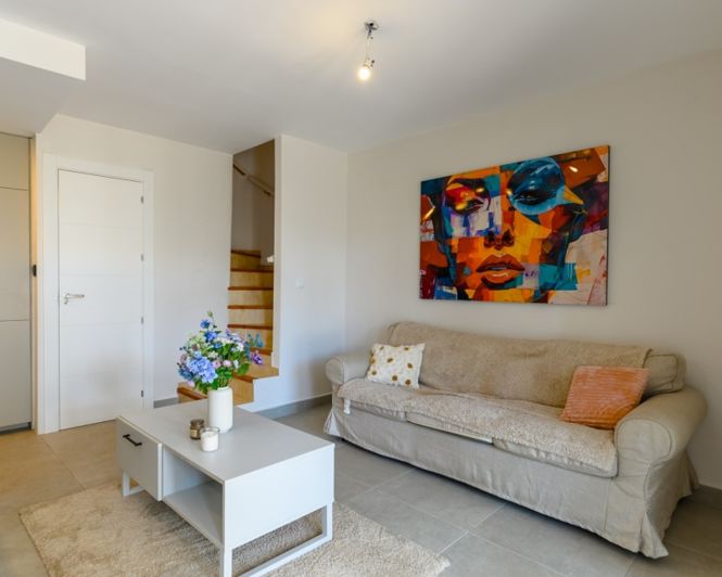 Image No.5-2 Bed Townhouse for sale