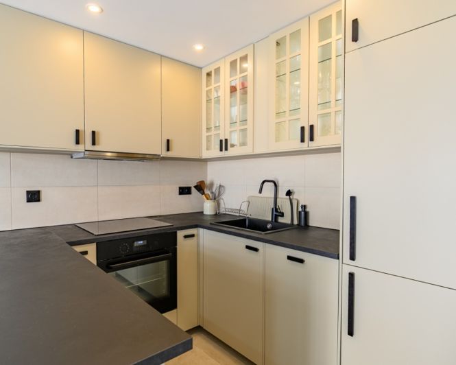 Image No.6-2 Bed Townhouse for sale