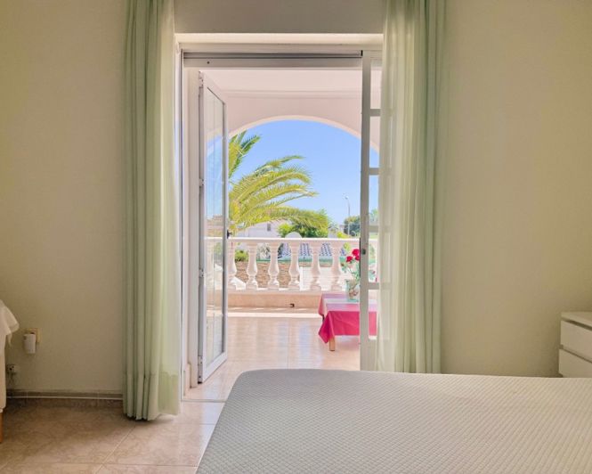 Image No.15-4 Bed Villa for sale