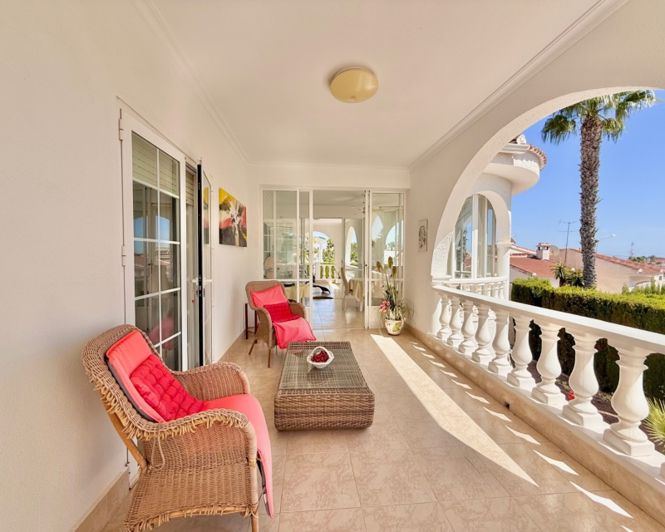 Image No.19-4 Bed Villa for sale