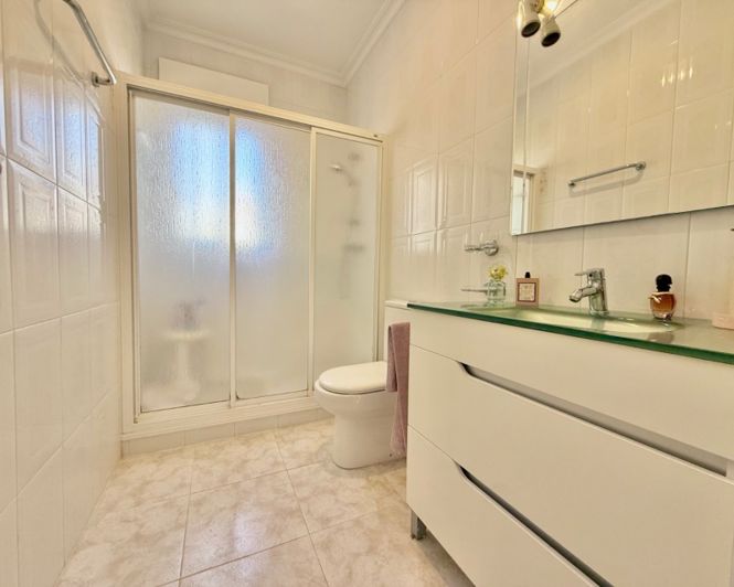 Image No.23-4 Bed Villa for sale