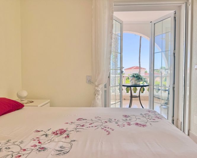 Image No.27-4 Bed Villa for sale
