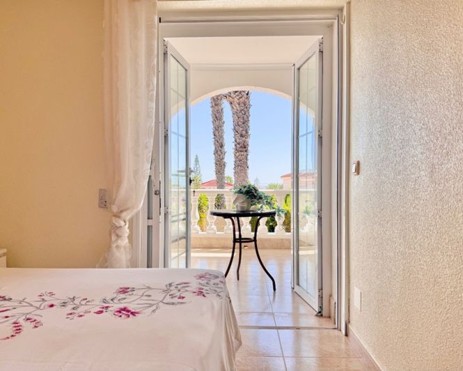 Image No.29-4 Bed Villa for sale