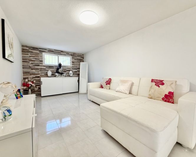 Image No.35-4 Bed Villa for sale