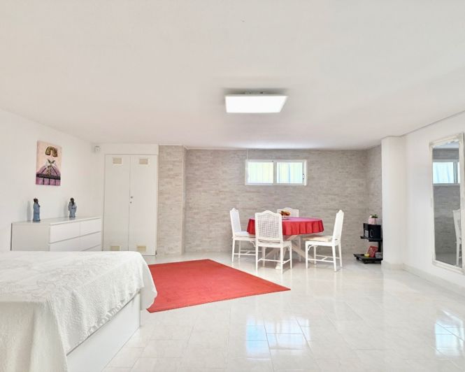 Image No.44-4 Bed Villa for sale