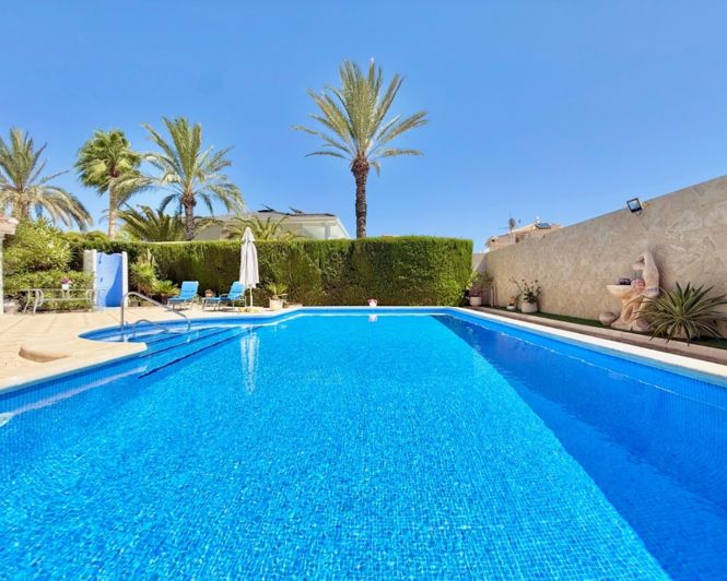 Image No.49-4 Bed Villa for sale
