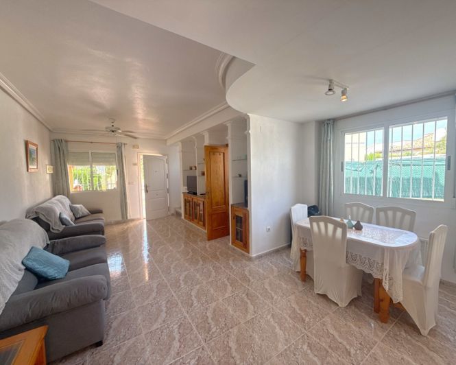 Image No.22-3 Bed Townhouse for sale