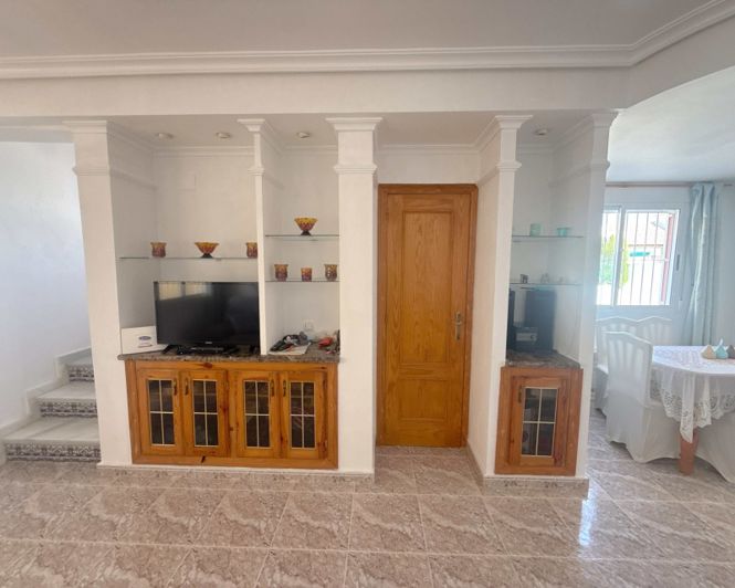 Image No.32-3 Bed Townhouse for sale