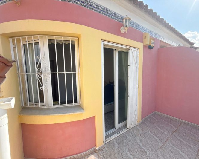 Image No.36-3 Bed Townhouse for sale