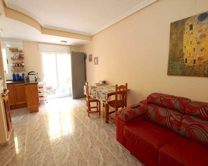 Image No.12-2 Bed Townhouse for sale