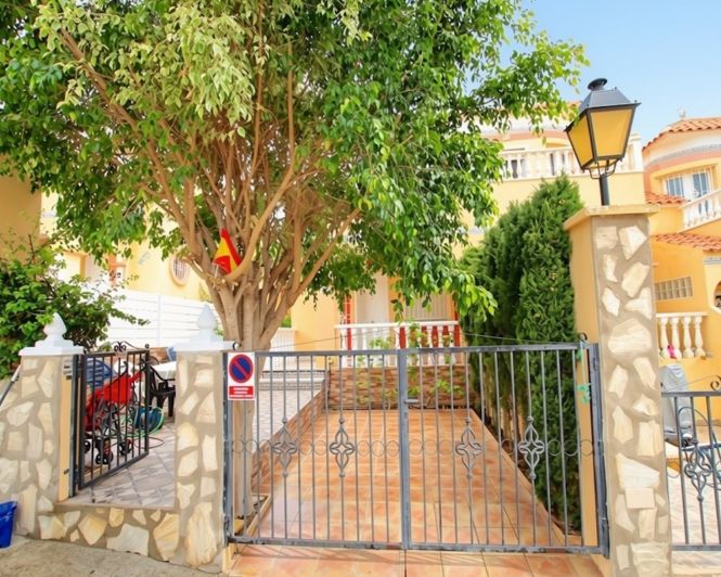 Image No.6-2 Bed Townhouse for sale