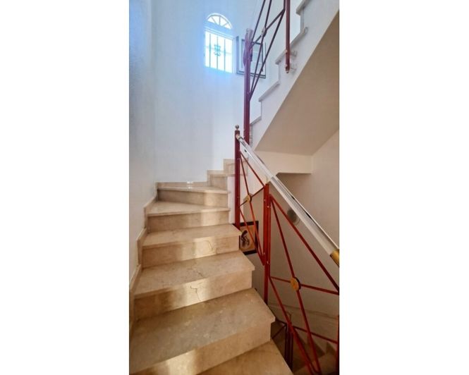 Image No.19-2 Bed Townhouse for sale
