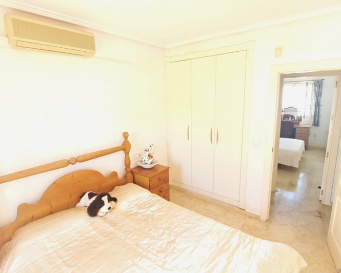 Image No.21-2 Bed Townhouse for sale