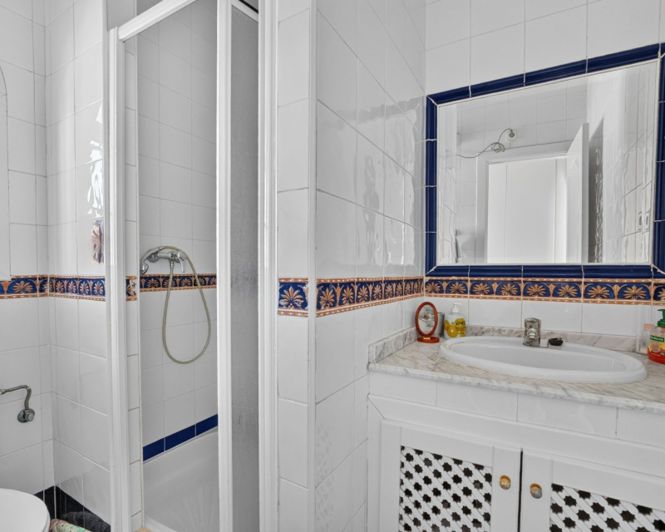 Image No.19-3 Bed Villa for sale