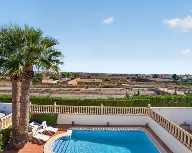 Image No.24-3 Bed Villa for sale