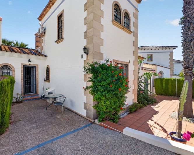 Image No.4-3 Bed Villa for sale