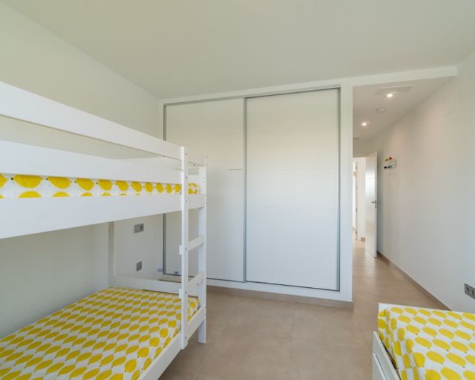 Image No.22-2 Bed Apartment for sale