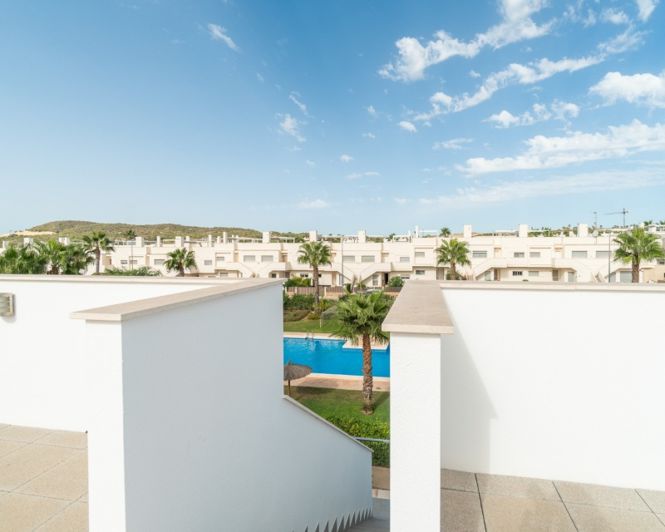 Image No.25-2 Bed Apartment for sale