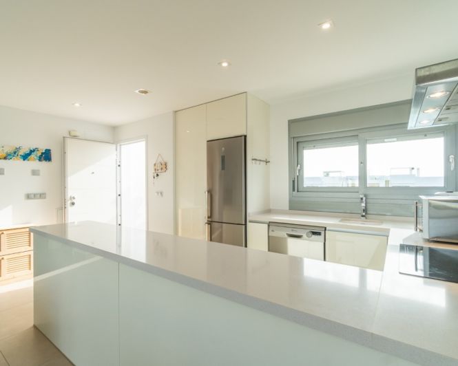 Image No.8-2 Bed Apartment for sale