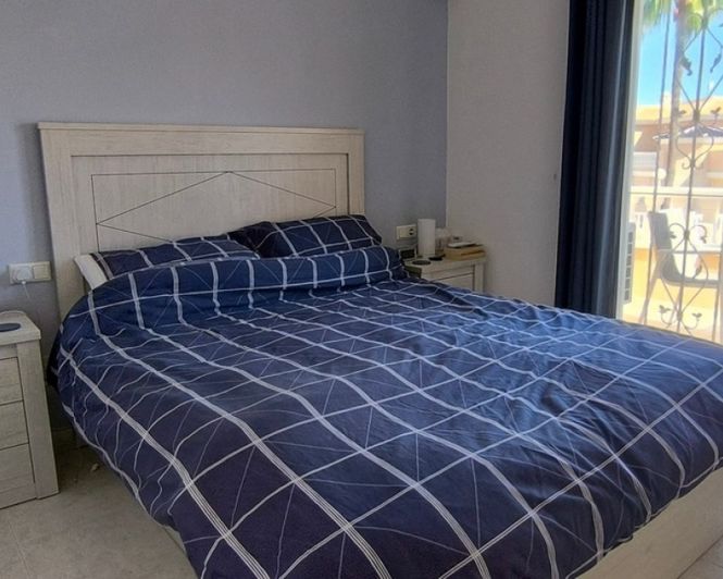 Image No.16-2 Bed Townhouse for sale