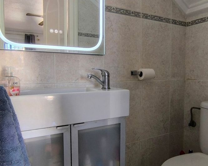 Image No.19-2 Bed Townhouse for sale