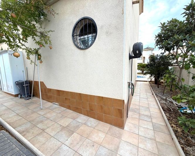 Image No.17-3 Bed Villa for sale