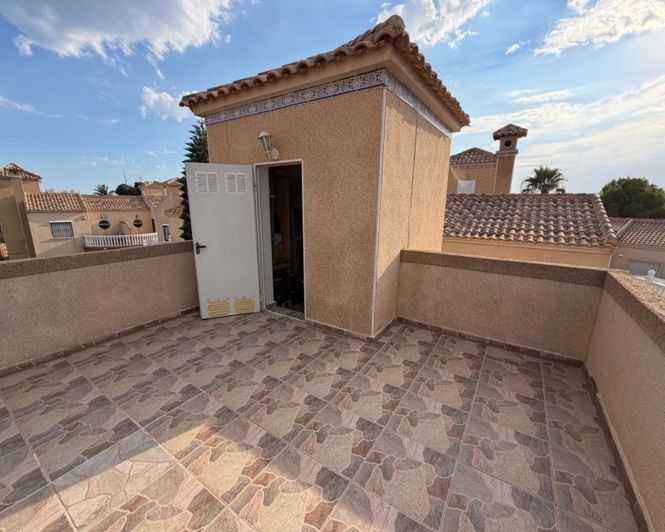 Image No.25-3 Bed Villa for sale