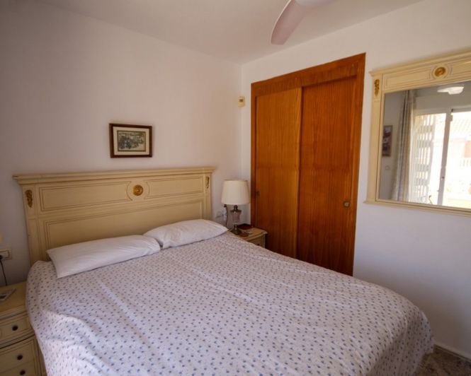 Image No.22-4 Bed Townhouse for sale
